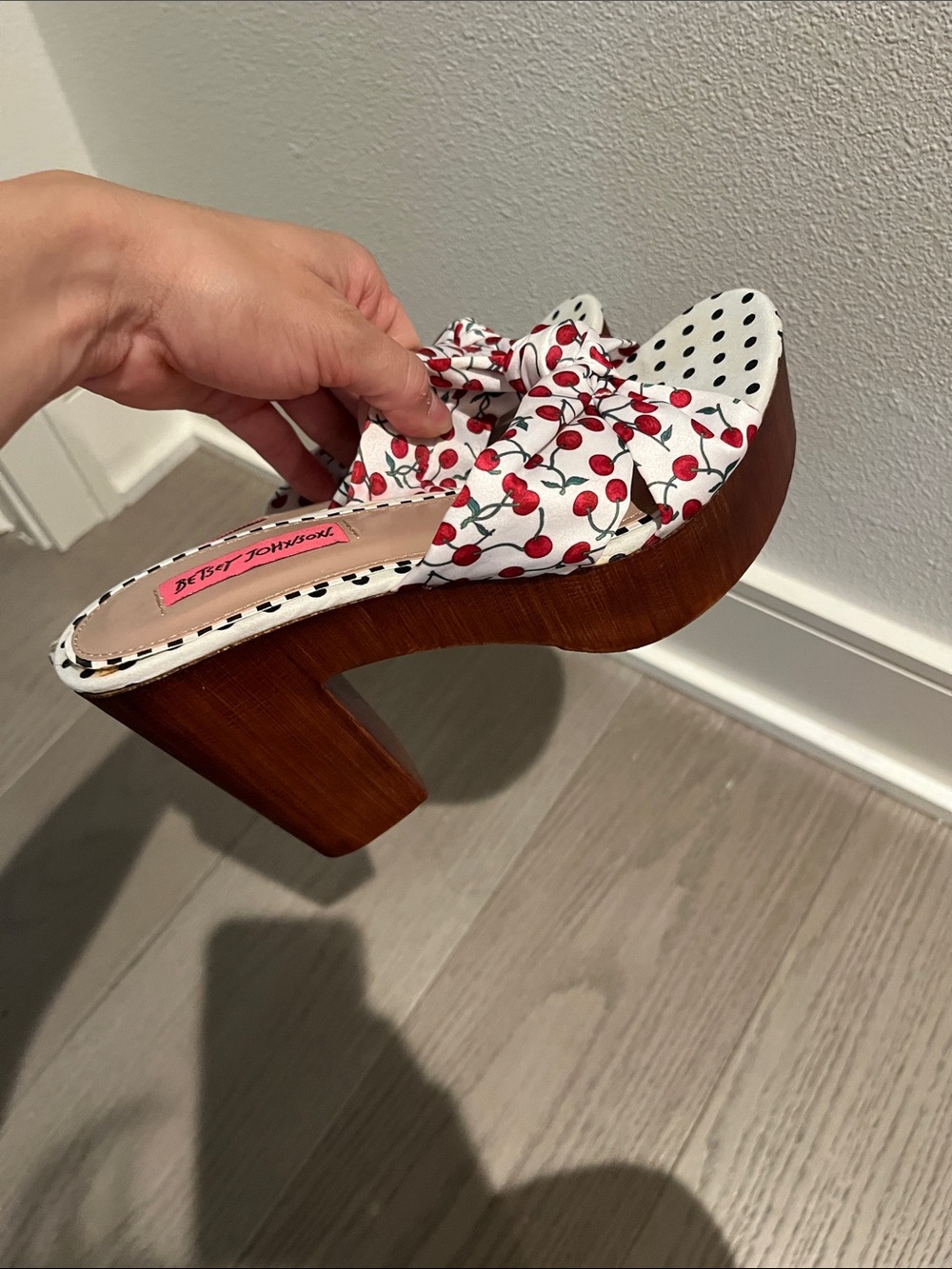 Betsey Johnson White Cherry & Black Polka Dot Knot Slide Mules 8